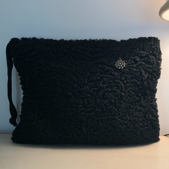 VINTAGE BLACK PERSIAN LAMB HAND MUFF/CLUTCH - Picture 1 of 8